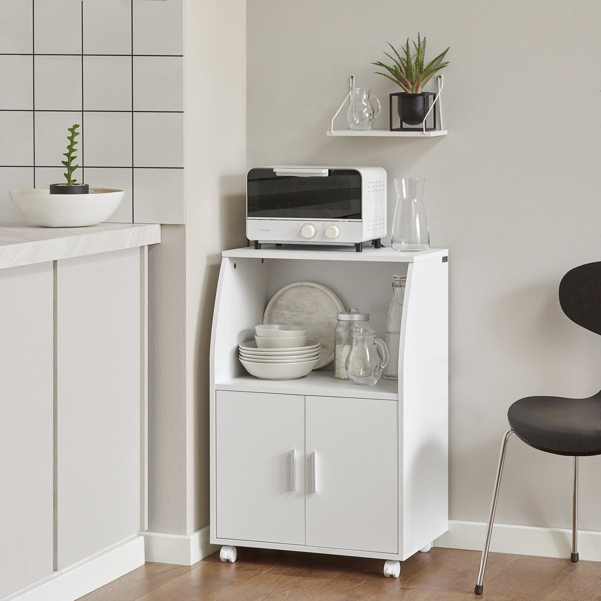 SoBuy FRG241-W Meuble de Rangement à Roulettes avec Portes et Étagère Réglable – Blanc