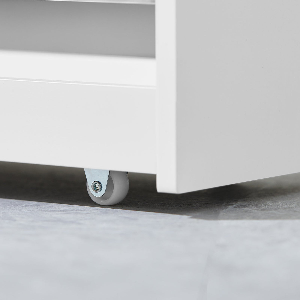 SoBuy NSR01-W Chariot de Rangement avec Roues et 4 Niveaux, Format Compact, Rangement Optimisé, Design Fonctionnel, Usage Quotidien – L60×P18×H82 cm, Blanc